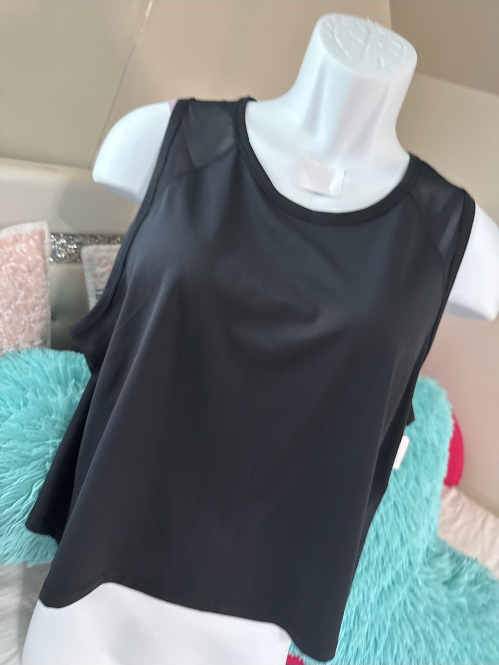SO Black Women's Sleeveless Athletic Tank Top